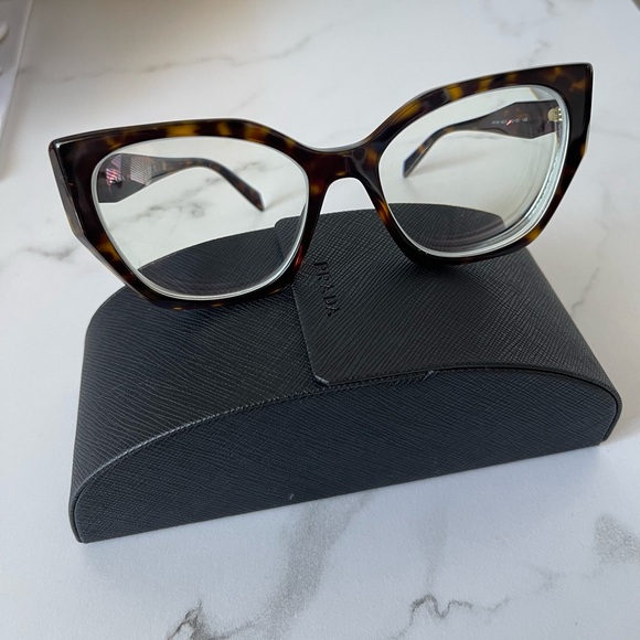 Prada Frames - Picture 1 of 9